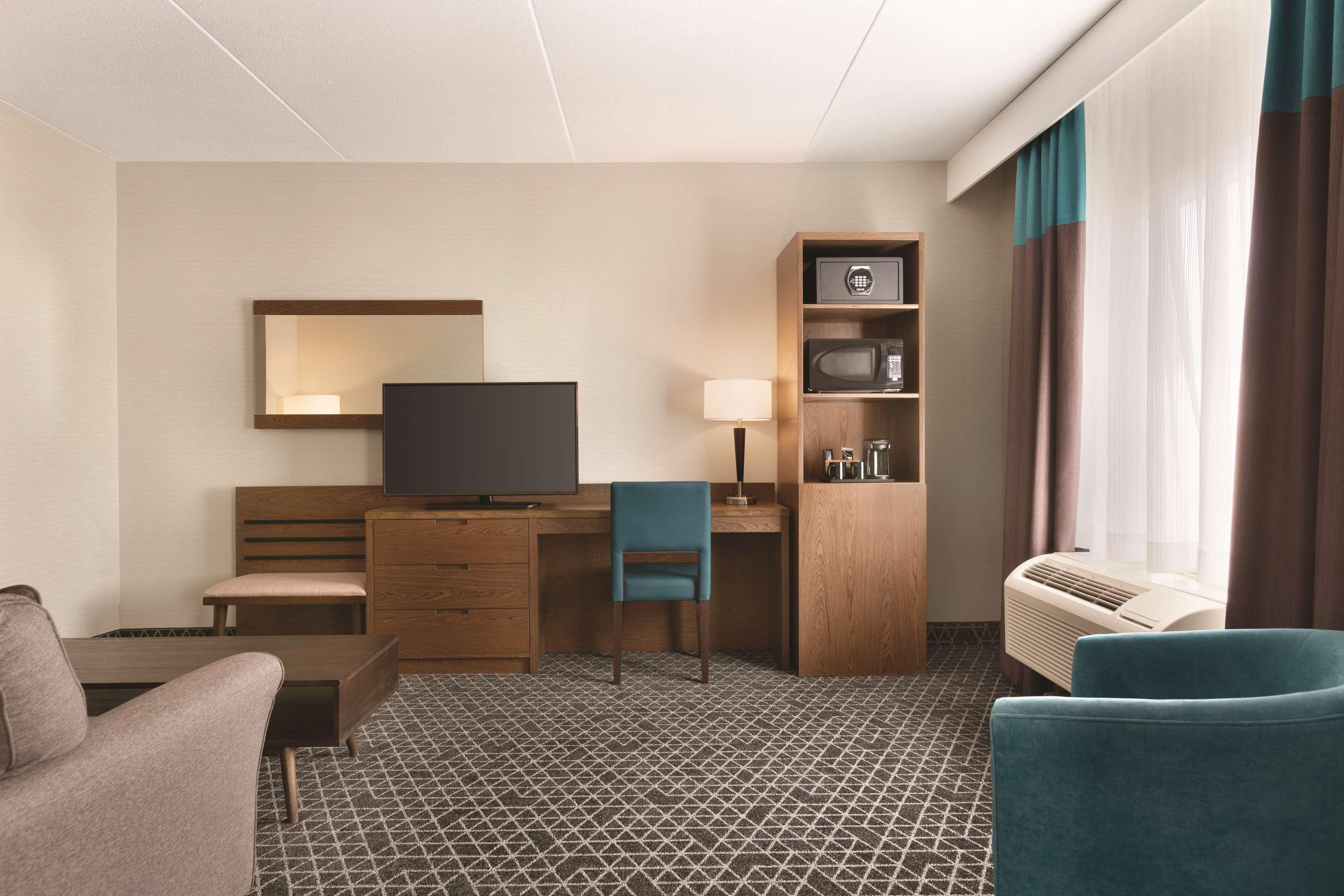 Park Inn By Radisson Brampton, On Esterno foto